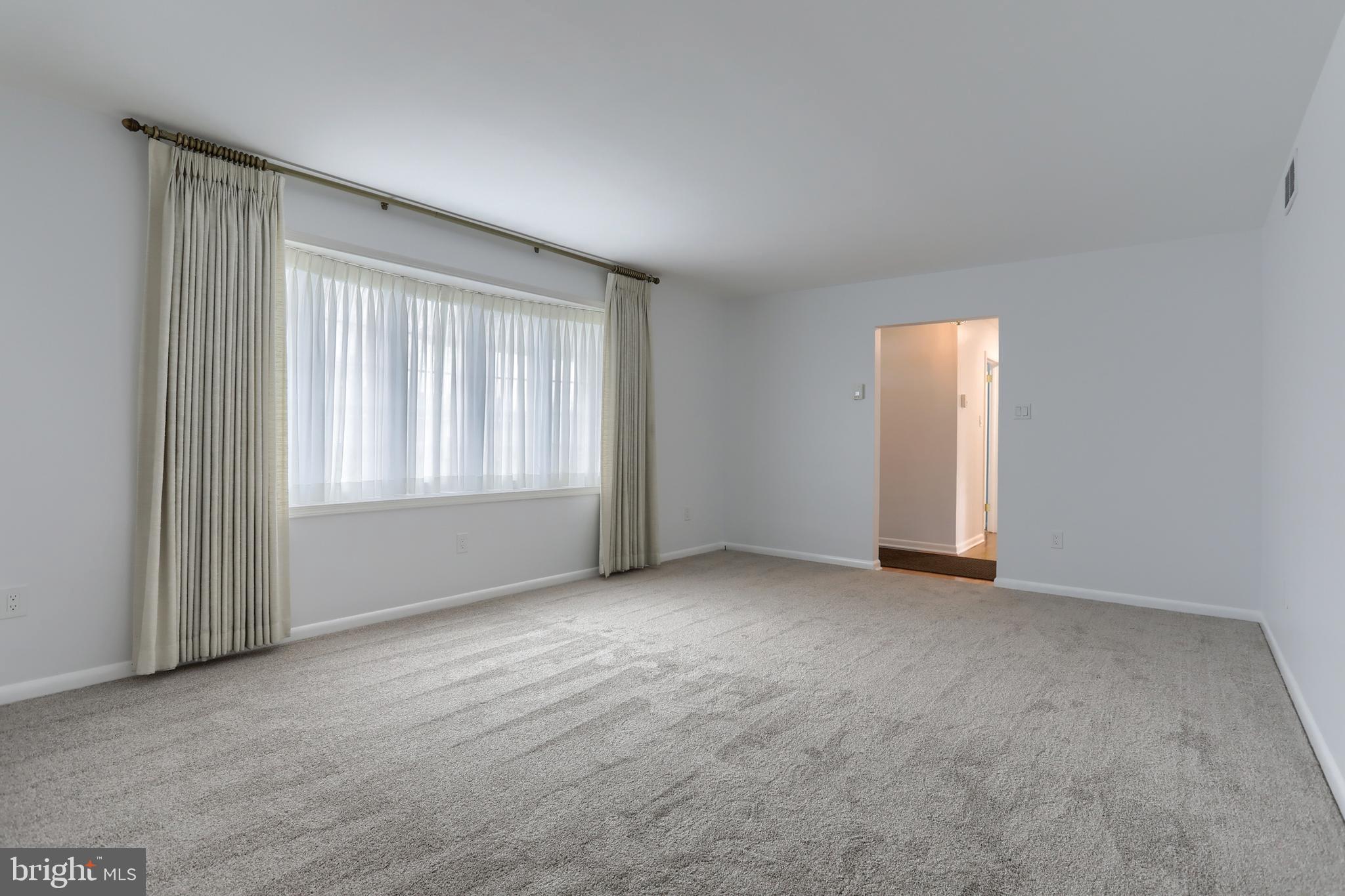 408 Berryhill Road Harrisburg, PA 17109 - Photo 8 of 45 Gallery Image 8