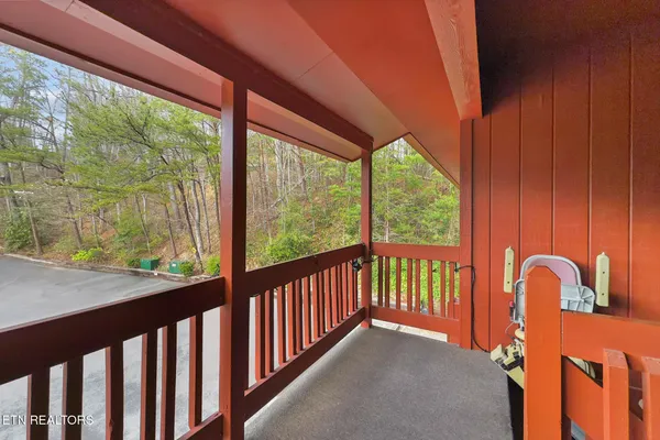 $319,900 | 429 Deer Path Lane, Unit 106, Gatlinburg, TN 37738