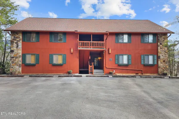$319,900 | 429 Deer Path Lane, Unit 106, Gatlinburg, TN 37738
