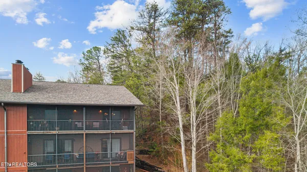 $319,900 | 429 Deer Path Lane, Unit 106, Gatlinburg, TN 37738