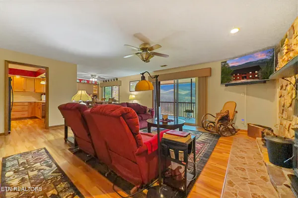 $319,900 | 429 Deer Path Lane, Unit 106, Gatlinburg, TN 37738