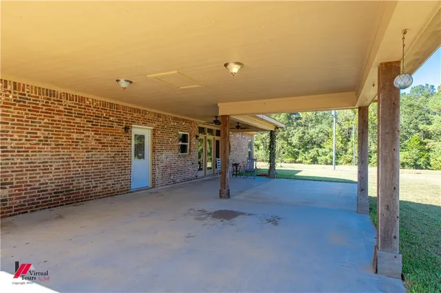 $400,000 | 4583 Highway 507, Coushatta, LA 71019