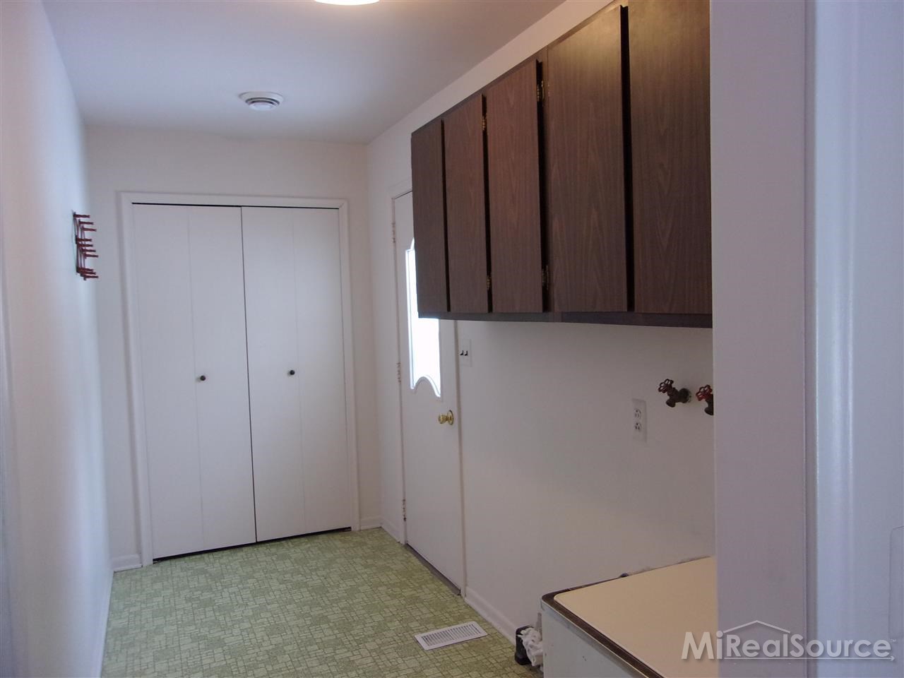 9003 Field Road Algonac, MI 48001 - Photo 21 of 36