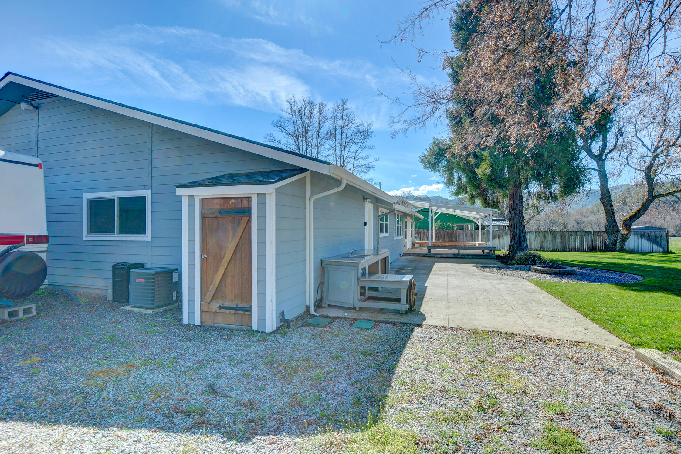 7441 Maple Lane Central Point, OR 97502 - Photo 51 of 68 51