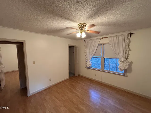 $240,000 | 2912 Oxford Road, Henderson, NC 27536