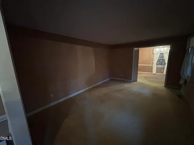 $240,000 | 2912 Oxford Road, Henderson, NC 27536