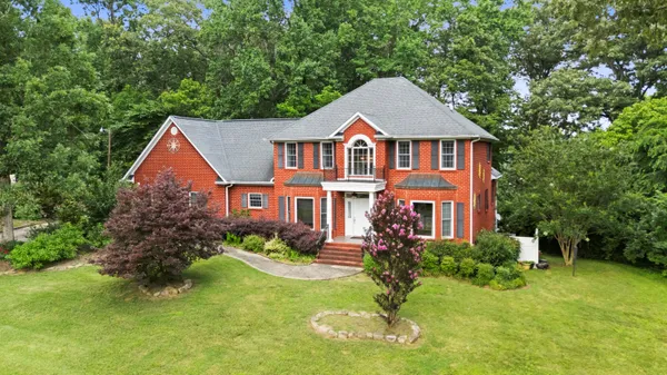 $525,000 | 104 Executive Drive, Jasper, TN 37347