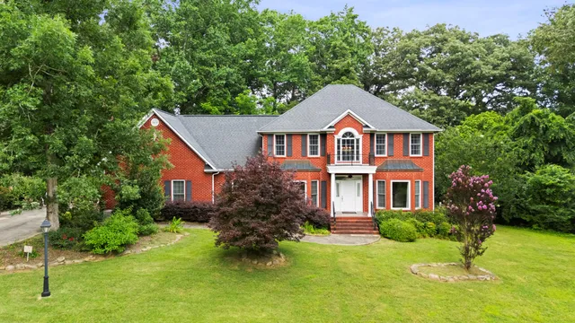 $525,000 | 104 Executive Drive, Jasper, TN 37347