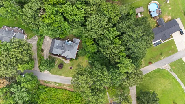 $525,000 | 104 Executive Drive, Jasper, TN 37347