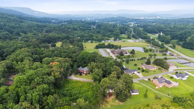 $525,000 | 104 Executive Drive, Jasper, TN 37347