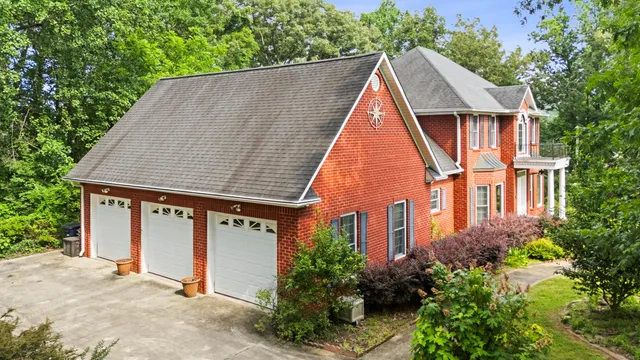 $525,000 | 104 Executive Drive, Jasper, TN 37347