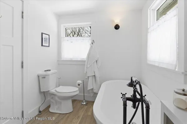 $3,150 | 5153 Highway 9G, Germantown, NY 12526