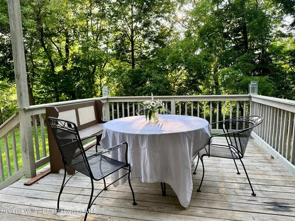 $3,150 | 5153 Highway 9G, Germantown, NY 12526