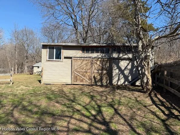 $3,150 | 5153 Highway 9G, Germantown, NY 12526