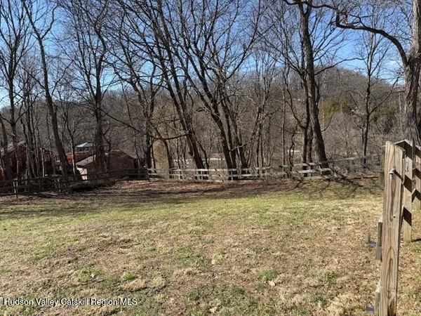 $3,150 | 5153 Highway 9G, Germantown, NY 12526