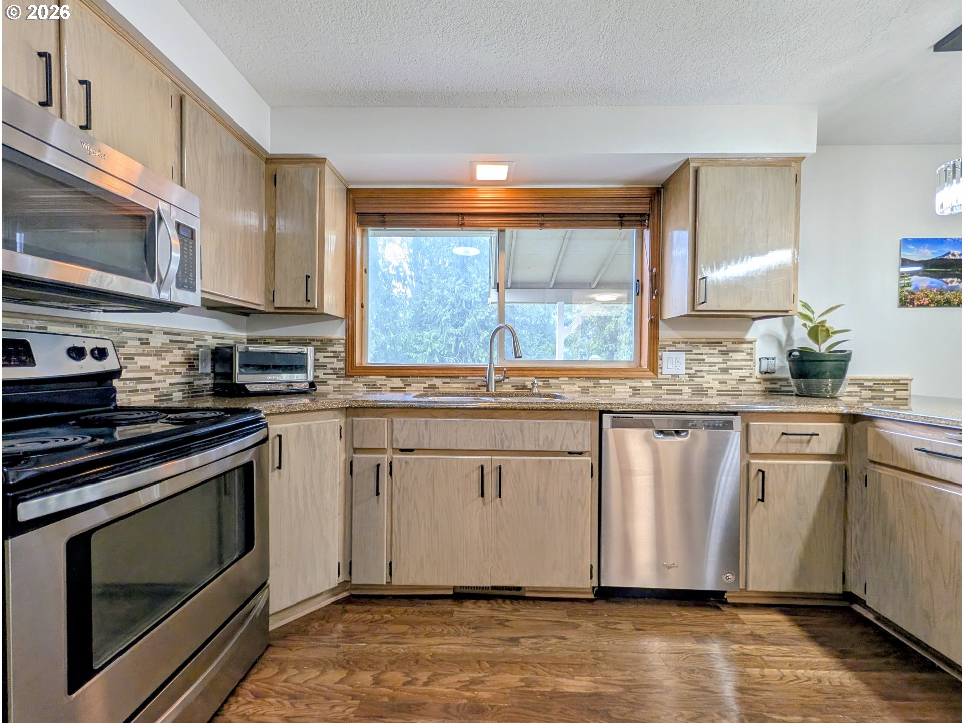 99 Sunset Place Longview, WA 98632 - Photo 2 of 15