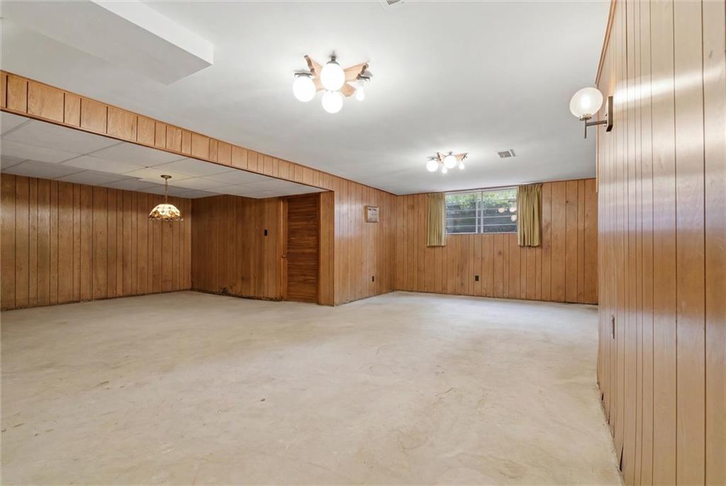 480 Herbst Manor Road Coraopolis, PA 15108 - Photo 32 of 50