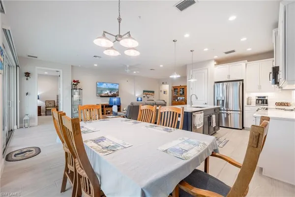 $3,500 | 2555 Seychelles Drive, Unit 406, Naples, FL 34112