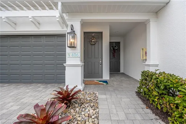 $3,500 | 2555 Seychelles Drive, Unit 406, Naples, FL 34112
