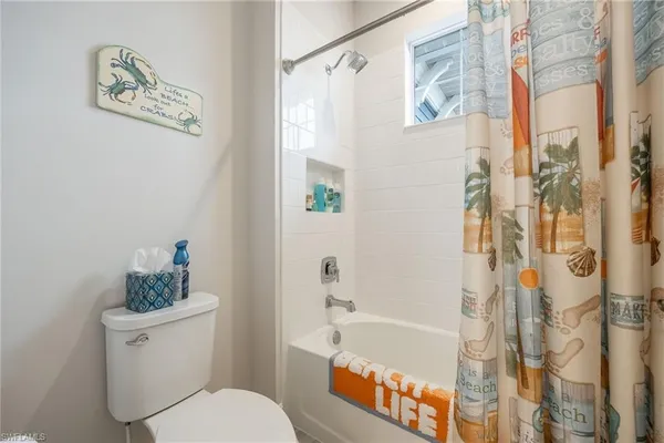 $3,500 | 2555 Seychelles Drive, Unit 406, Naples, FL 34112