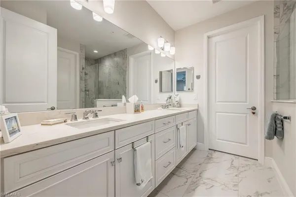 $3,500 | 2555 Seychelles Drive, Unit 406, Naples, FL 34112