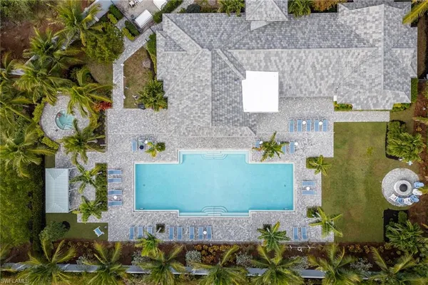 $3,500 | 2555 Seychelles Drive, Unit 406, Naples, FL 34112