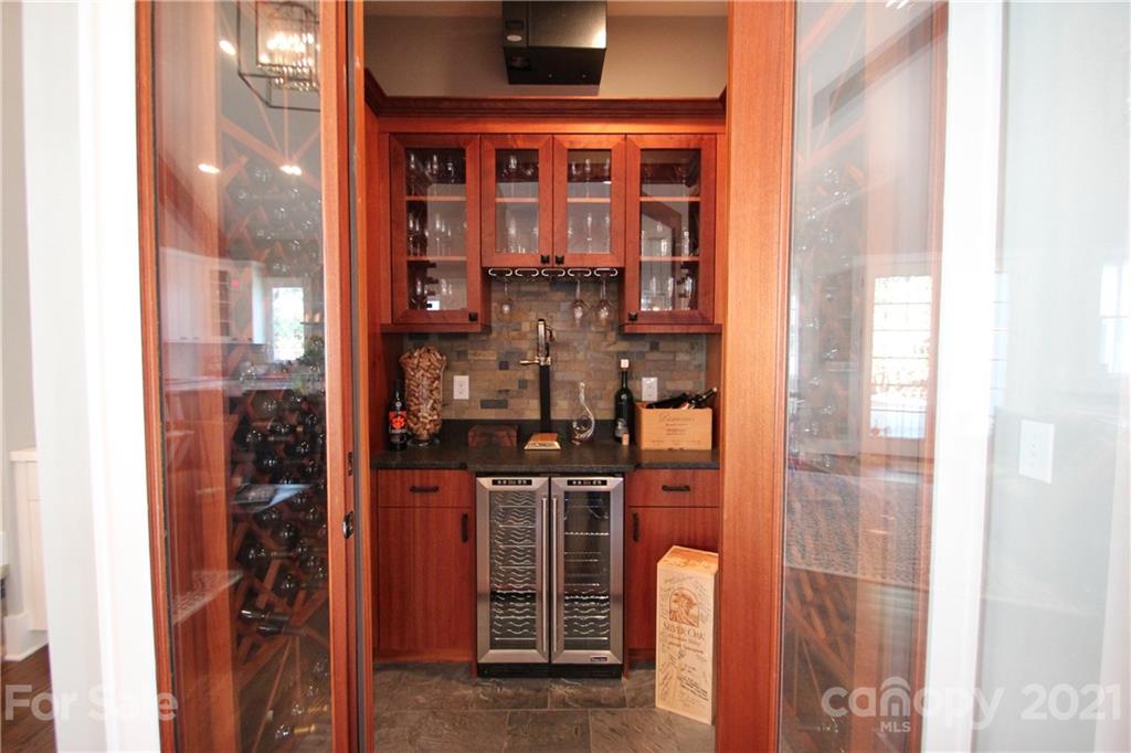 1046 Sedgefield Road Charlotte, NC 28209 - Photo 14 of 36