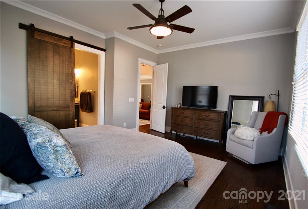 1046 Sedgefield Road Charlotte, NC 28209 - Photo 17 of 36