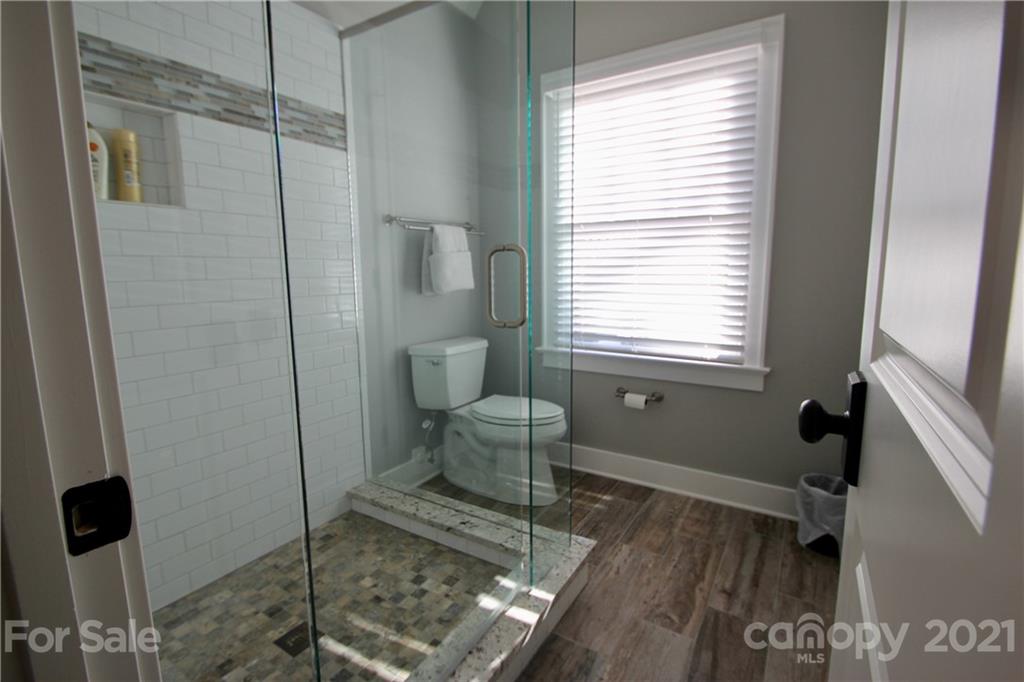 1046 Sedgefield Road Charlotte, NC 28209 - Photo 28 of 36