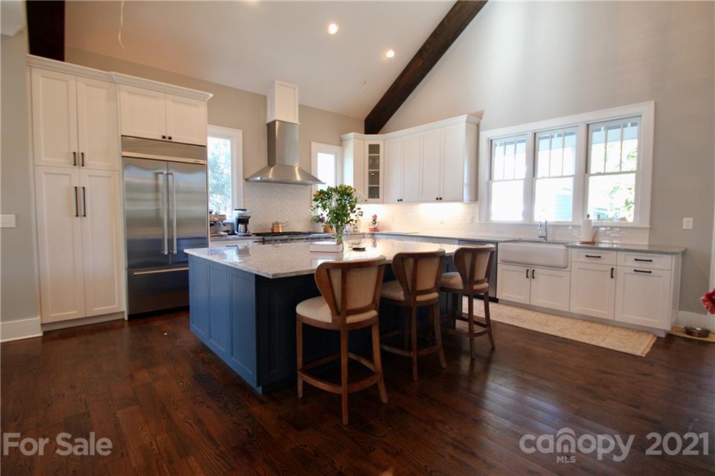 1046 Sedgefield Road Charlotte, NC 28209 - Photo 7 of 36