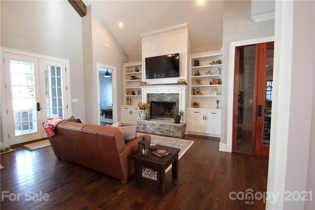 1046 Sedgefield Road Charlotte, NC 28209 - Photo 9 of 36