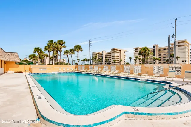 $1,840 | 2700 North Hwy A1A, Unit 5204, Indialantic, FL 32903