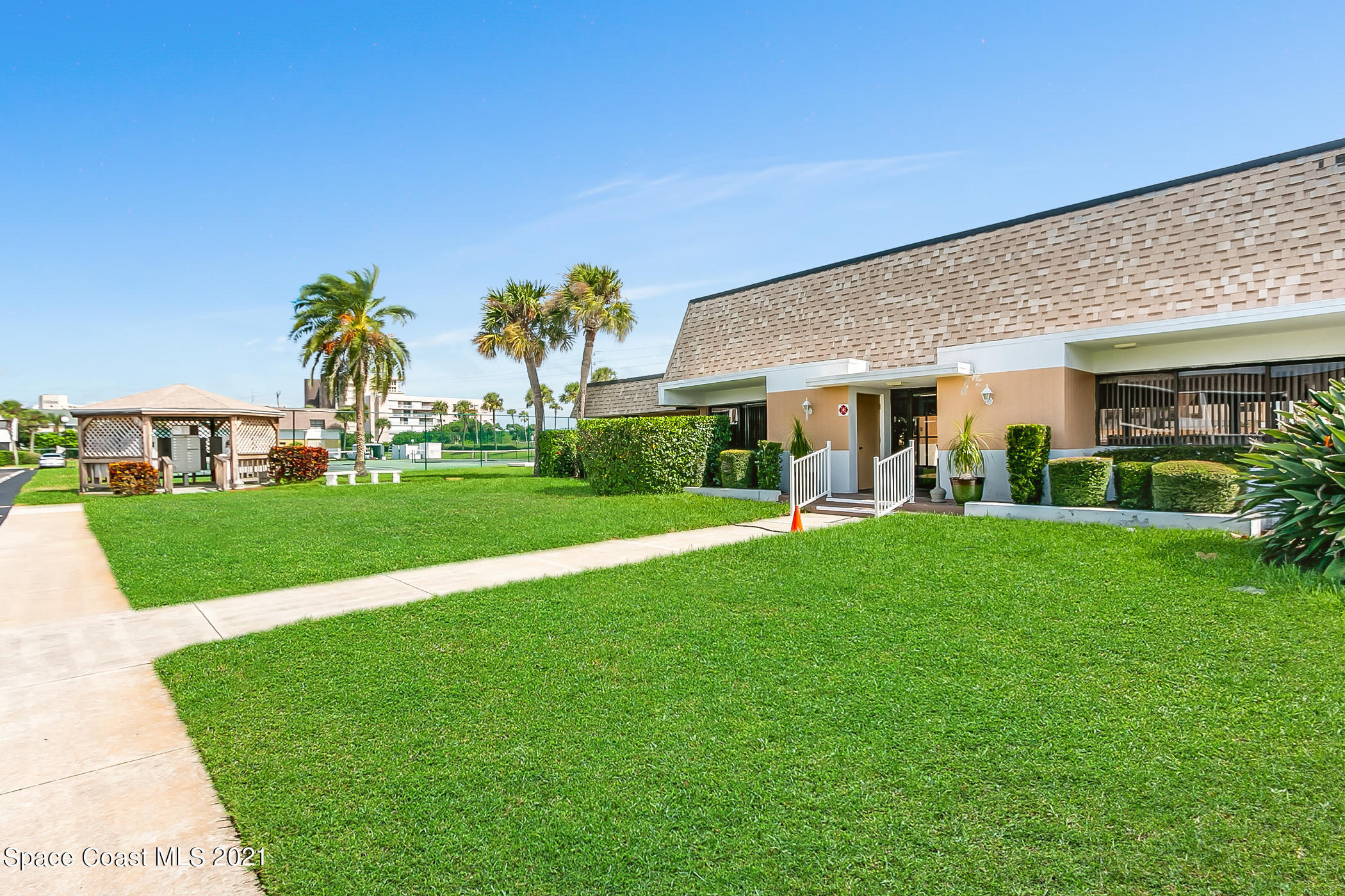 2700 North Hwy A1A, Unit 5204 Indialantic, FL 32903 - Photo 25 of 31 Clubhouse