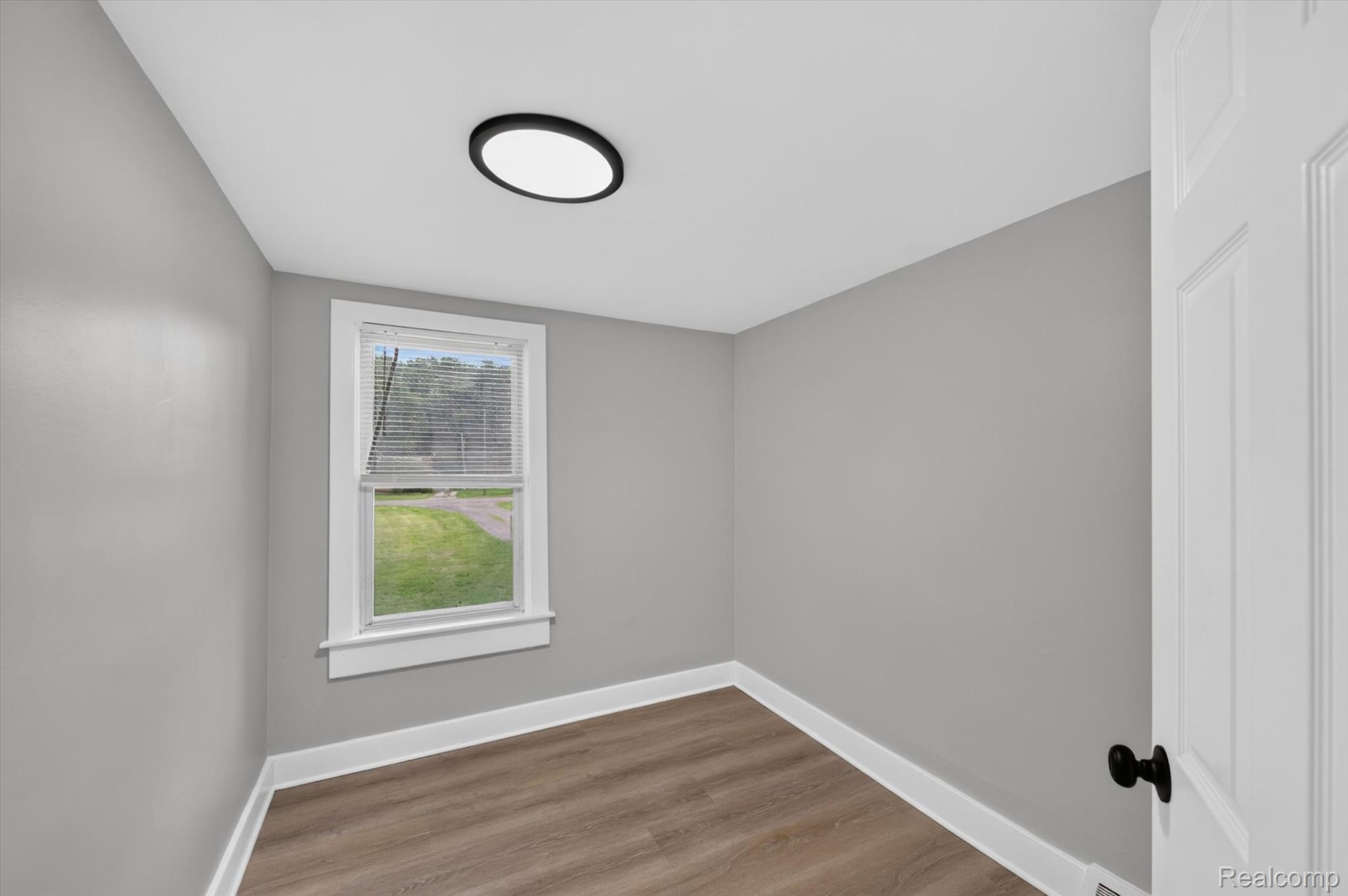 2931 Grant Road Rochester, MI 48309 - Photo 11 of 21 11.jpg
