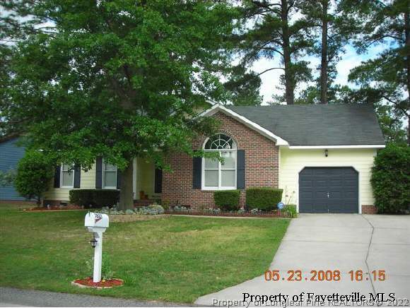 5627 Walkabout Road Hope Mills, NC 28348 - Photo 1 of 8 Gallery Image 1