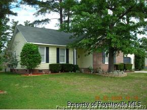 5627 Walkabout Road Hope Mills, NC 28348 - Photo 2 of 8 Gallery Image 2