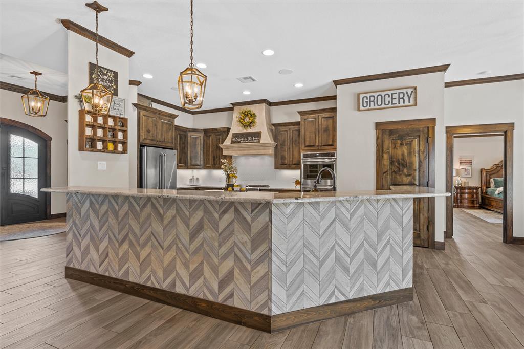 918 Coxs Oak Valley Road Waco, TX 76705 - Photo 7 of 40