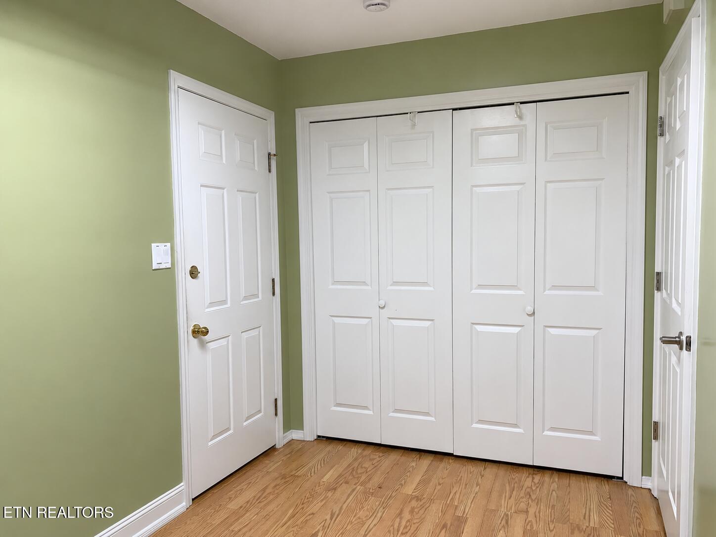 212 Tooweka Lane Loudon, TN 37774 - Photo 41 of 52 laundry room