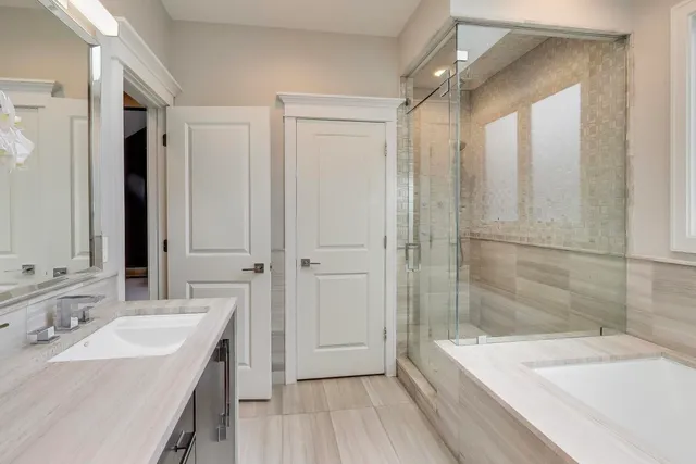 $1,750,000 | 1820 West Farragut Avenue, Chicago, IL 60640