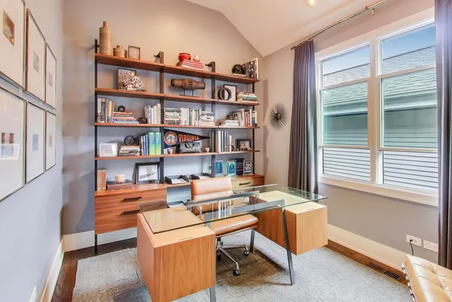 $1,750,000 | 1820 West Farragut Avenue, Chicago, IL 60640