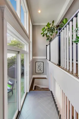 $1,750,000 | 1820 West Farragut Avenue, Chicago, IL 60640