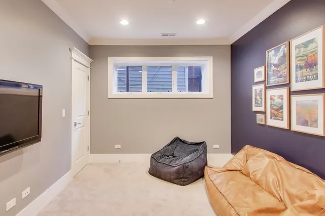 $1,750,000 | 1820 West Farragut Avenue, Chicago, IL 60640