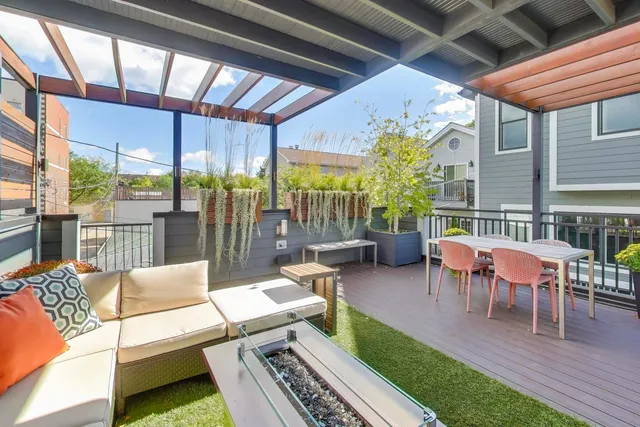 $1,750,000 | 1820 West Farragut Avenue, Chicago, IL 60640