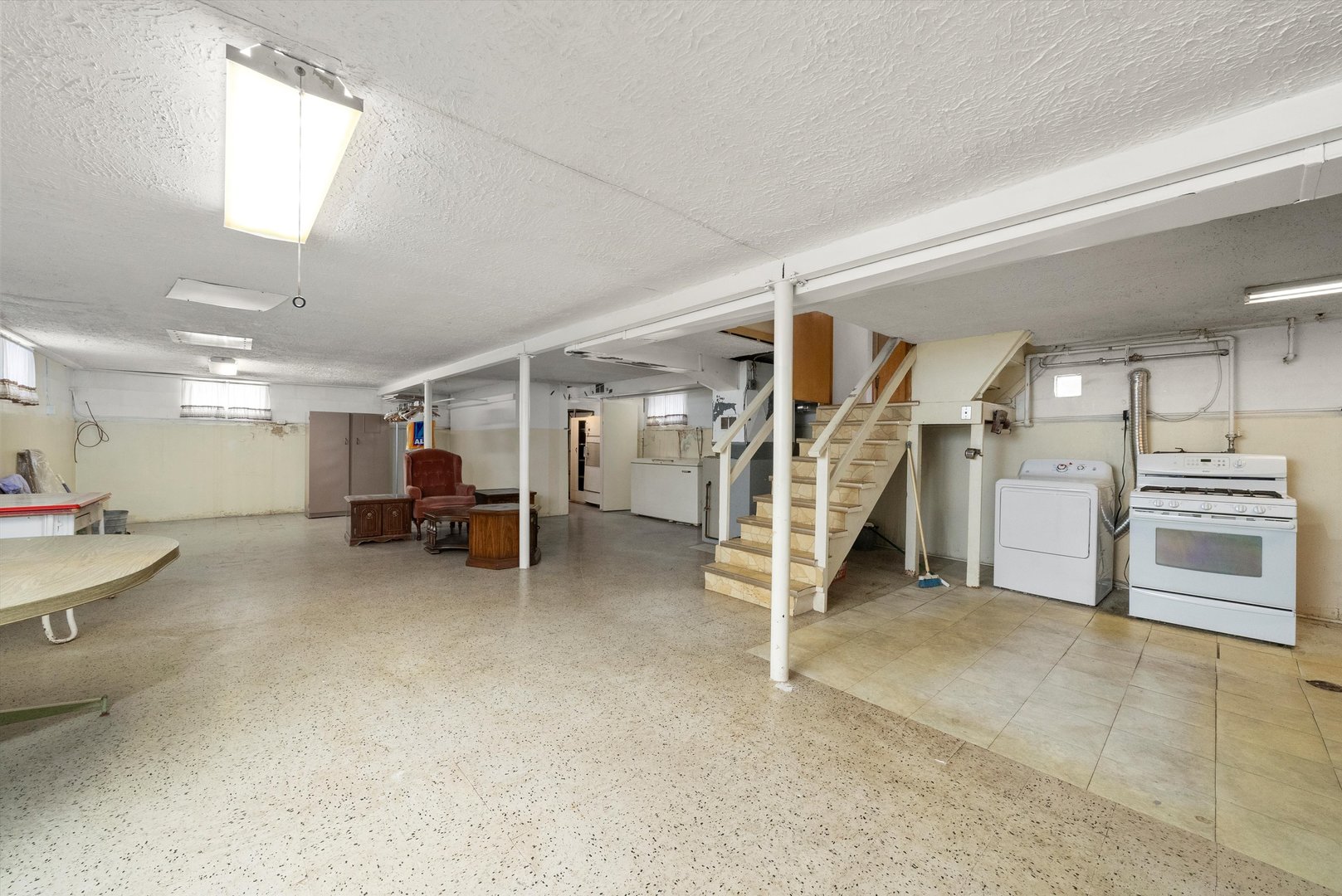 2439 Ernst Street Franklin Park, IL 60131 - Photo 21 of 33