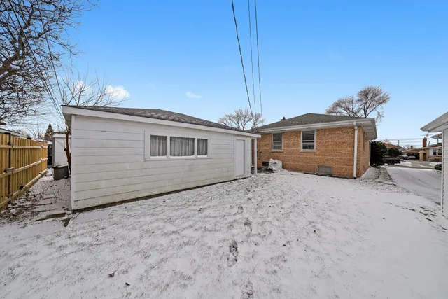 $329,900 | 2439 Ernst Street, Franklin Park, IL 60131