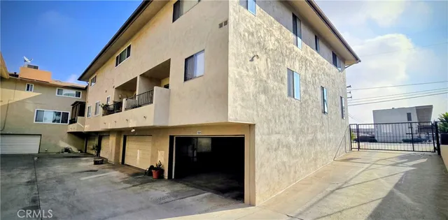 $3,200 | 10353 Downey Avenue, Downey, CA 90241