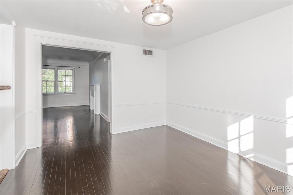 925 South Hanley Road, Unit F Clayton, MO 63105 - Photo 9 of 32