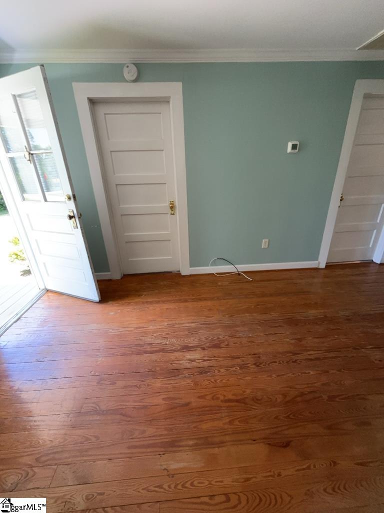 303 South Fishtrap Road Greenville, SC 29611 - Photo 3 of 12 Gallery Image 3