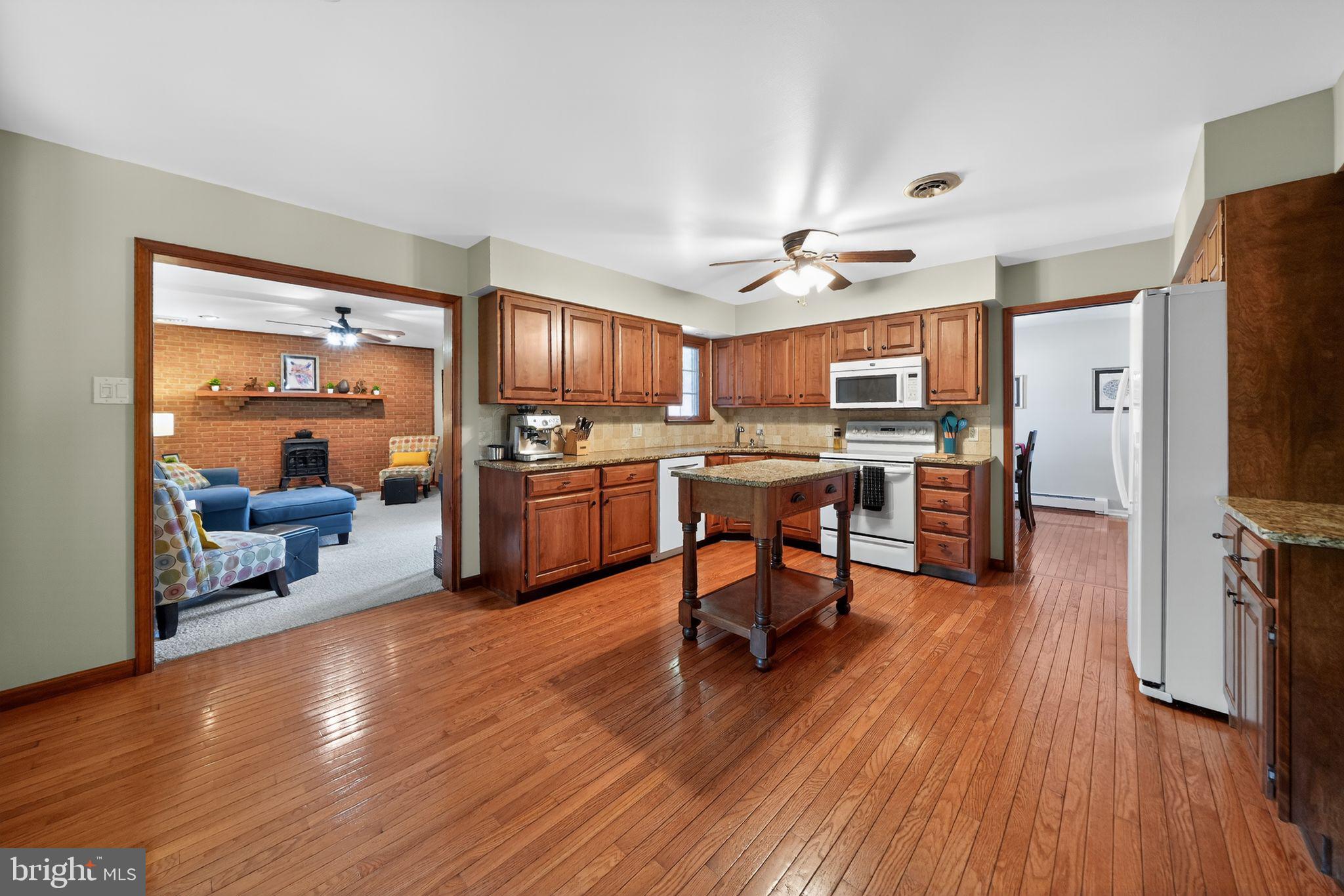 37 Ridley Avenue Aldan, PA 19018 - Photo 8 of 42 Gallery Image 8