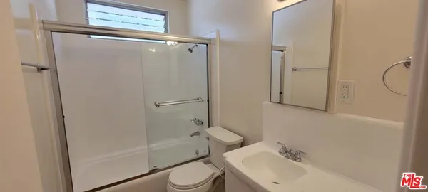 $1,895 | 1352 North Citrus Avenue, Unit 3, Los Angeles, CA 90028